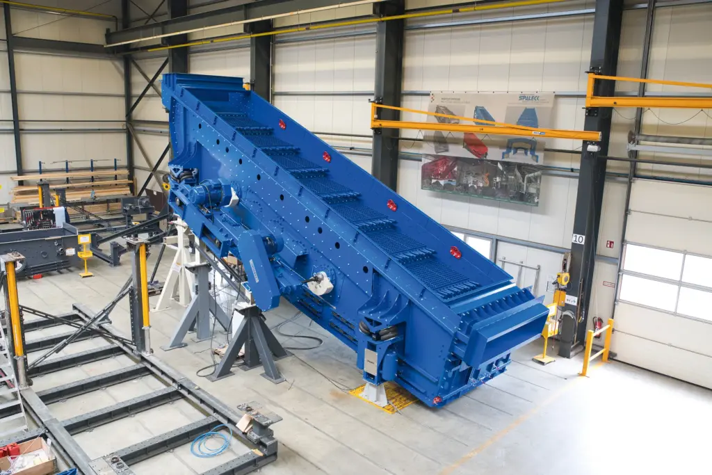 SPALECK screening machine in production—thanks to the ModularDESIGN+ principle, every screen is 100% customized to the customer's needs